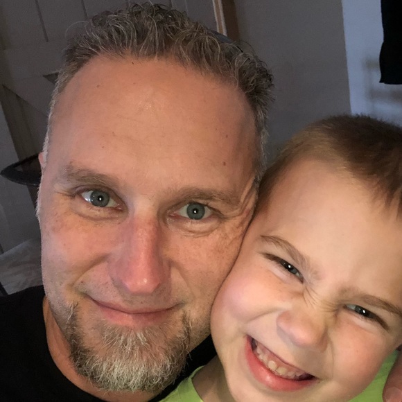 Meet your Posher, Eric - Picture 1 of 1